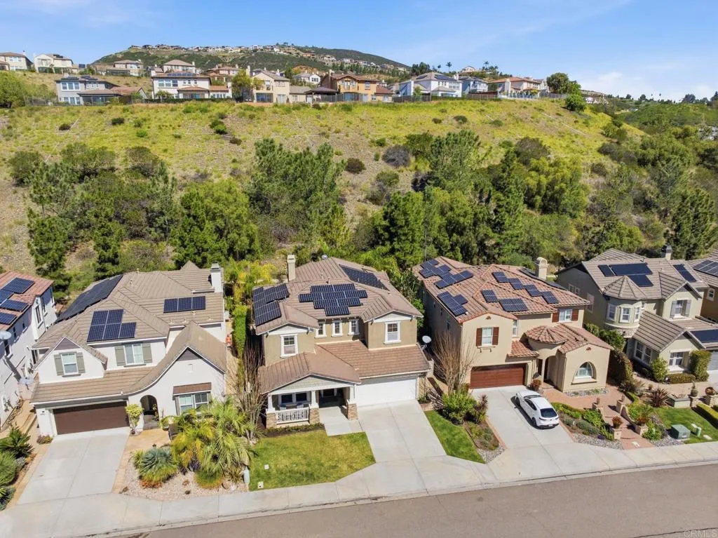 https://cdn.realtyfeed.com/cdn/127/306677068/629e8b8ca7a0780f93ce67fee7e42af0.webp