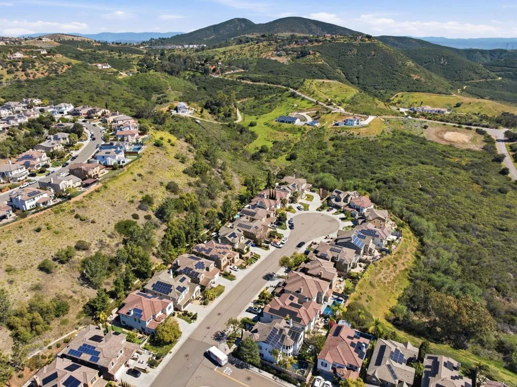 https://cdn.realtyfeed.com/cdn/127/306677068/6b1aba220d26d1e97927da7ed4ae6241.webp
