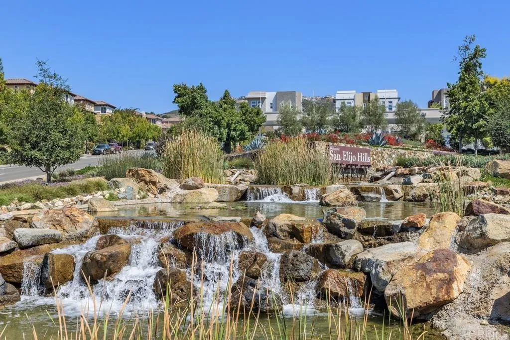 https://cdn.realtyfeed.com/cdn/127/306677068/ee377dfb1120a5691c4c3d5c3bddca25.webp