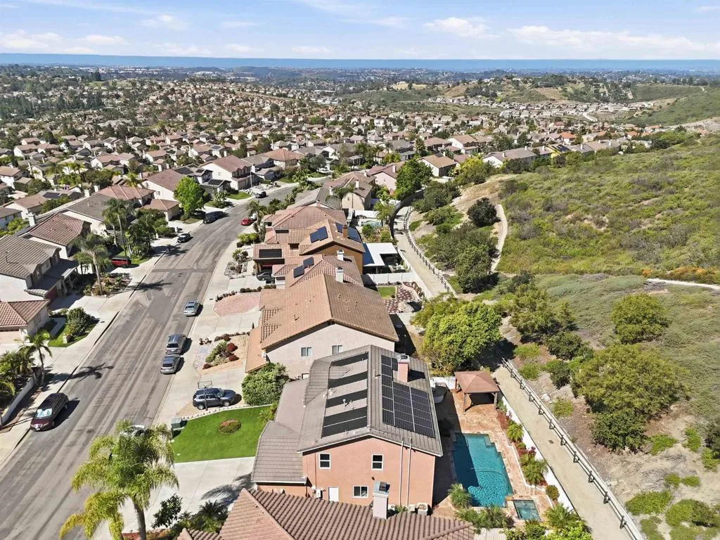 https://cdn.realtyfeed.com/cdn/127/306677080/490f932a49336be6100ec373af2d63dc.webp