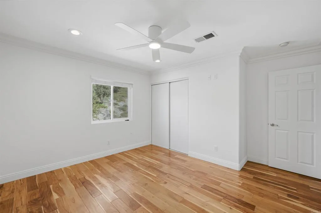 https://cdn.realtyfeed.com/cdn/127/306677080/7b4a23abc57ef3d015e8d3e747f64d68.webp
