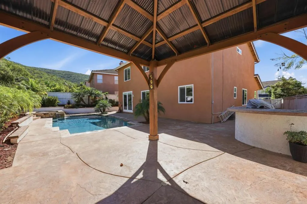 https://cdn.realtyfeed.com/cdn/127/306677080/9053133a68e818dca95fdd8702beff36.webp