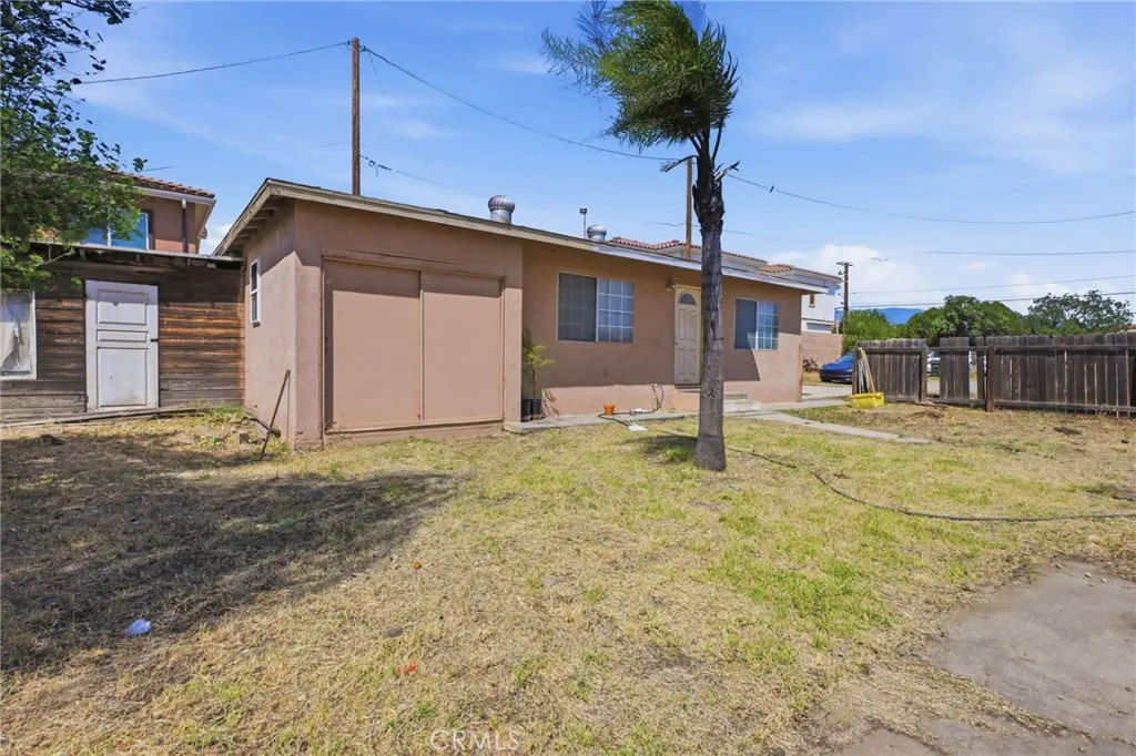 Fontana, CA 92335