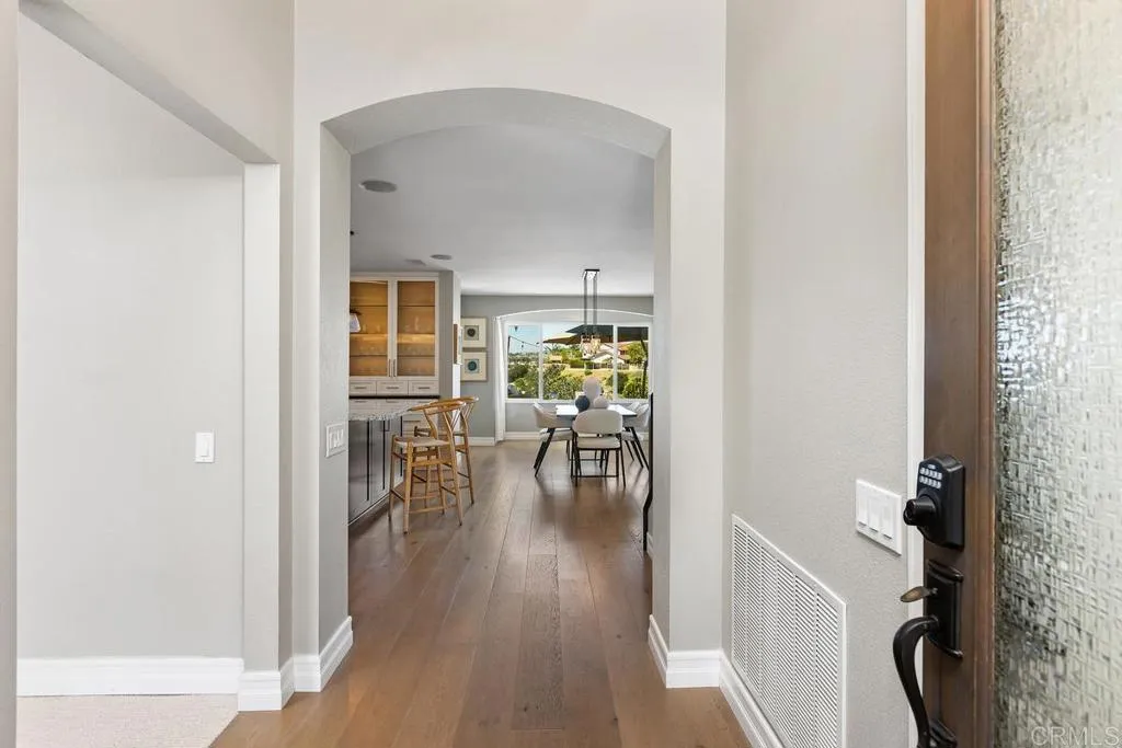 https://cdn.realtyfeed.com/cdn/127/306677131/cdb72a7fbd41706d3d9c25a104cf6ee6.webp