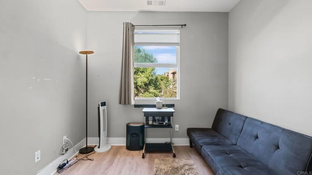 https://cdn.realtyfeed.com/cdn/127/306677135/5f6f42e16389cd0ce6dd61ff03b2022b.webp