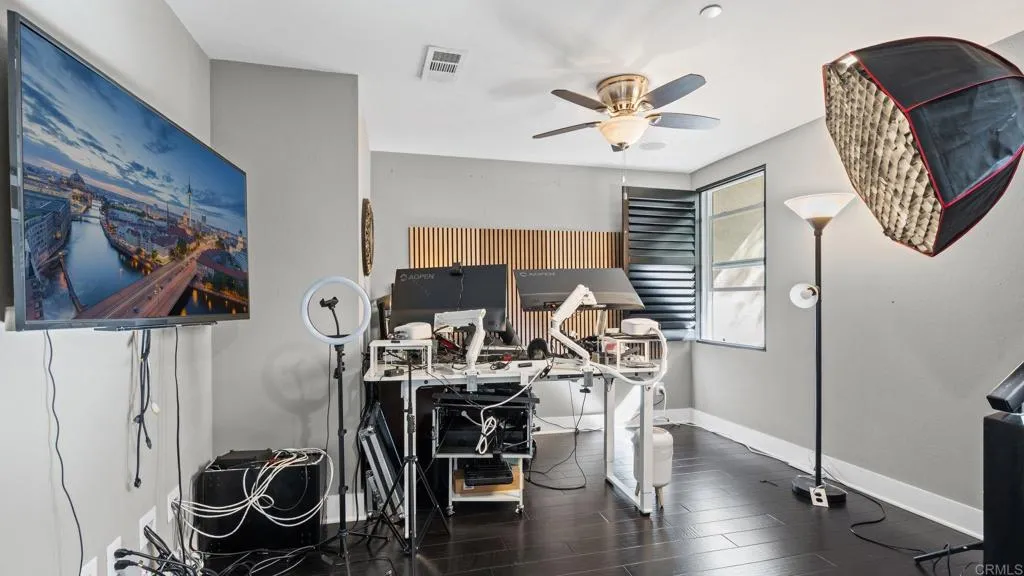 https://cdn.realtyfeed.com/cdn/127/306677135/60da74de800ac189d5c28c282187e056.webp