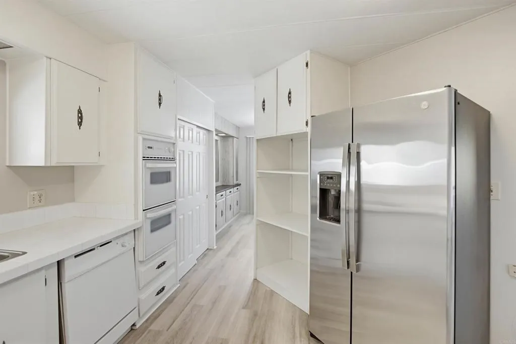 https://cdn.realtyfeed.com/cdn/127/306677295/703129e7cd5eaf06ff79596c452f78f1.webp