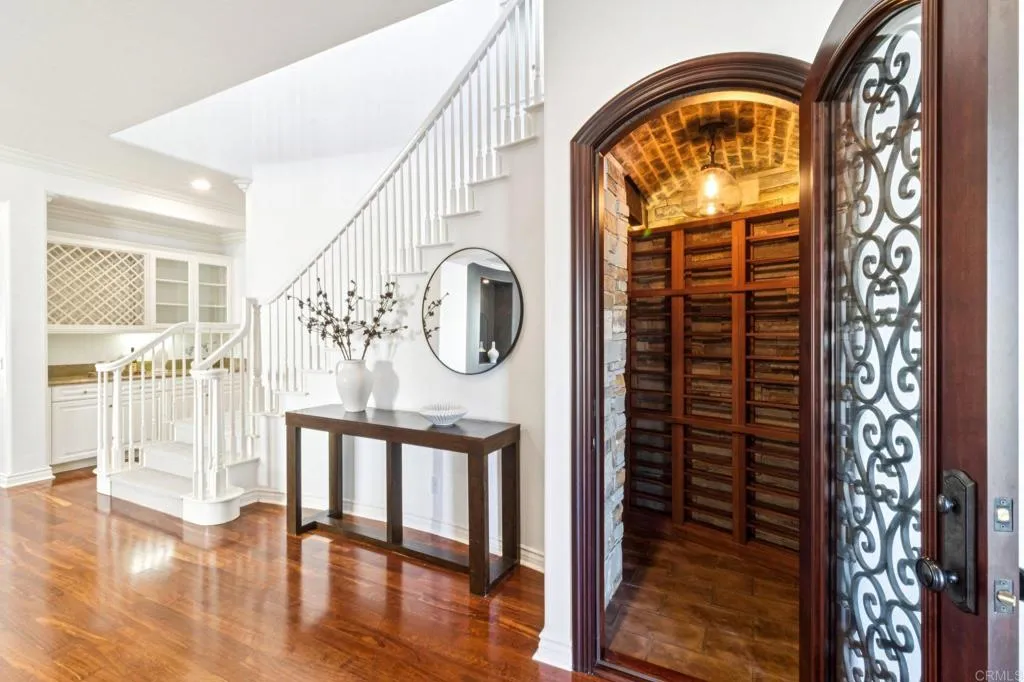 https://cdn.realtyfeed.com/cdn/127/306677298/74bb28109fb100fa6932b8502c056d06.webp