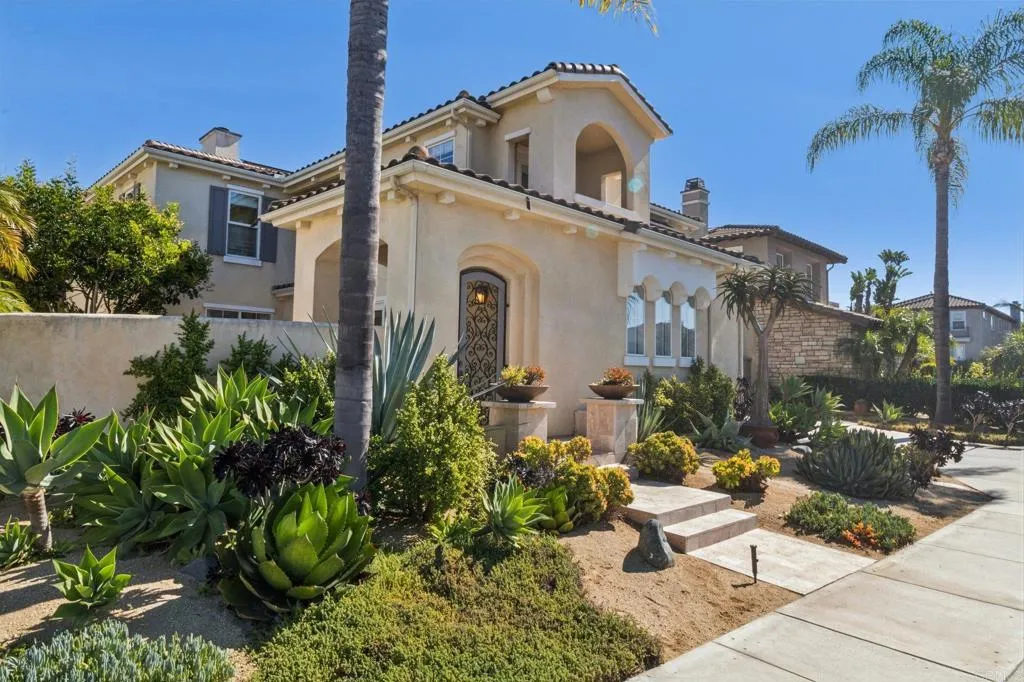 https://cdn.realtyfeed.com/cdn/127/306677298/8bc28bc4278ed84514f9fa97a77ba994.webp