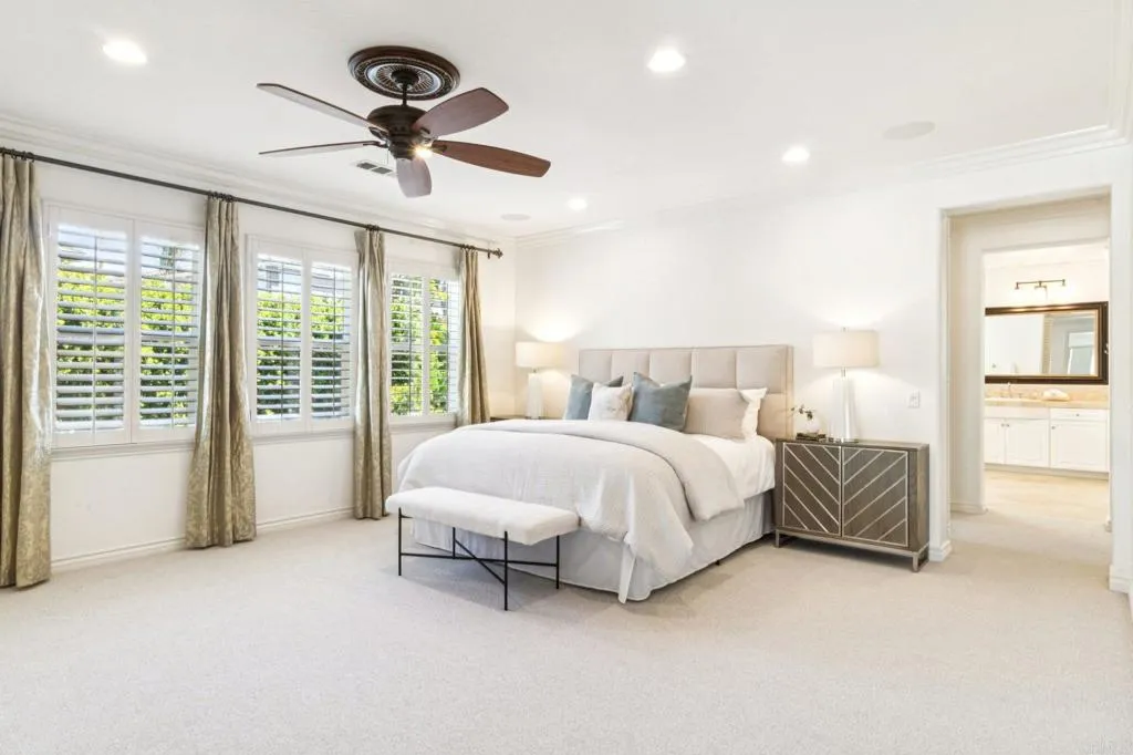https://cdn.realtyfeed.com/cdn/127/306677298/9ffbb1499972ebf97c741a1d14054335.webp