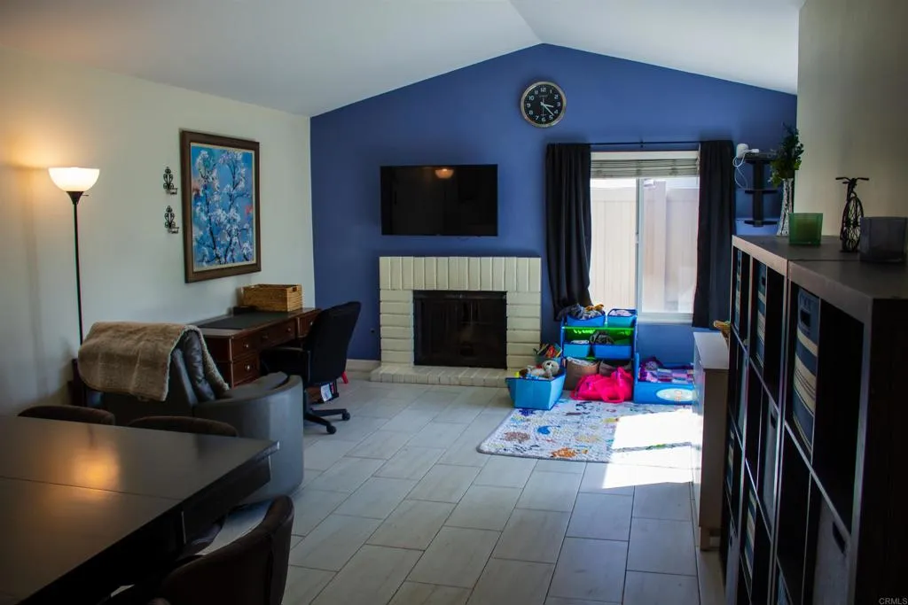 https://cdn.realtyfeed.com/cdn/127/306677379/365d829fe43d86ffd6ab82fc03968ef1.webp
