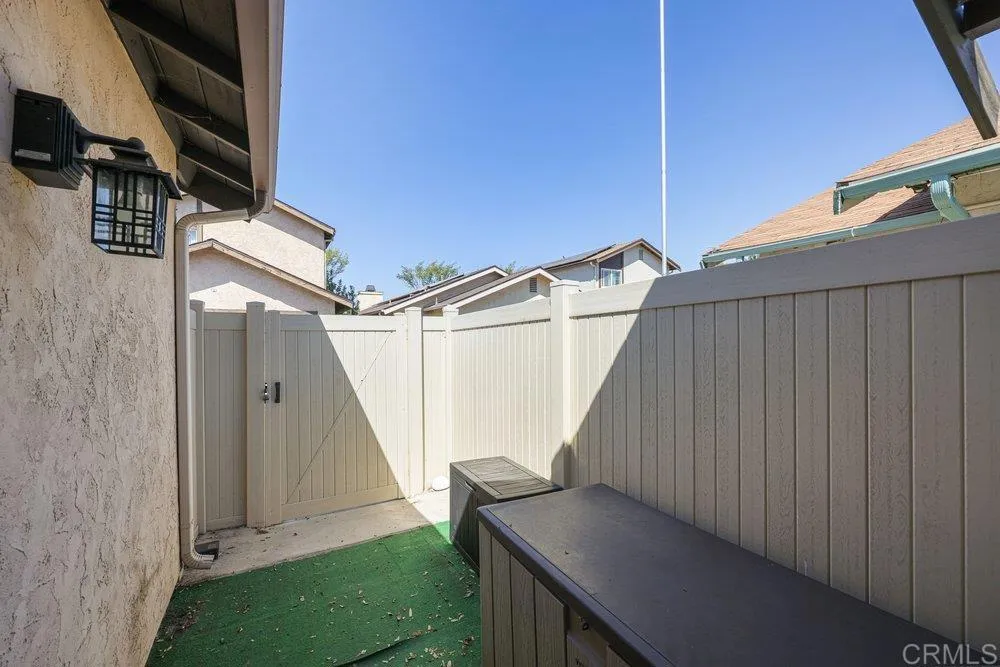 https://cdn.realtyfeed.com/cdn/127/306677379/9df364d9c2c48737eaa2748bcc3632b5.webp