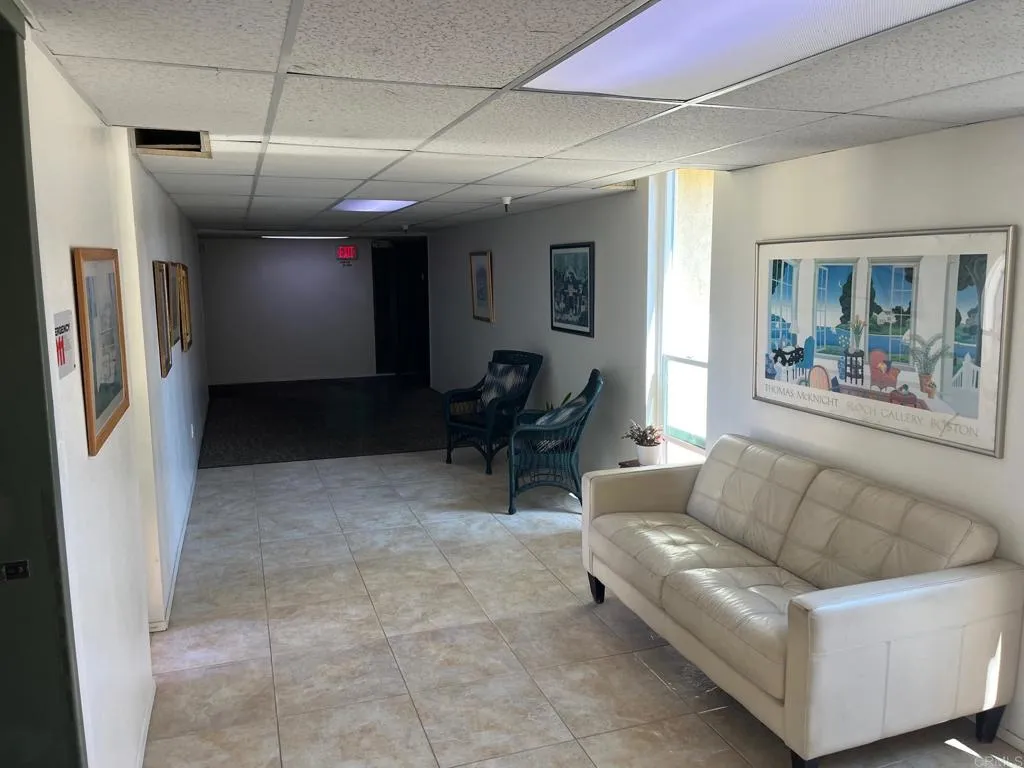 https://cdn.realtyfeed.com/cdn/127/306677411/8712ceb9921dd5fc665cb880afedb762.webp