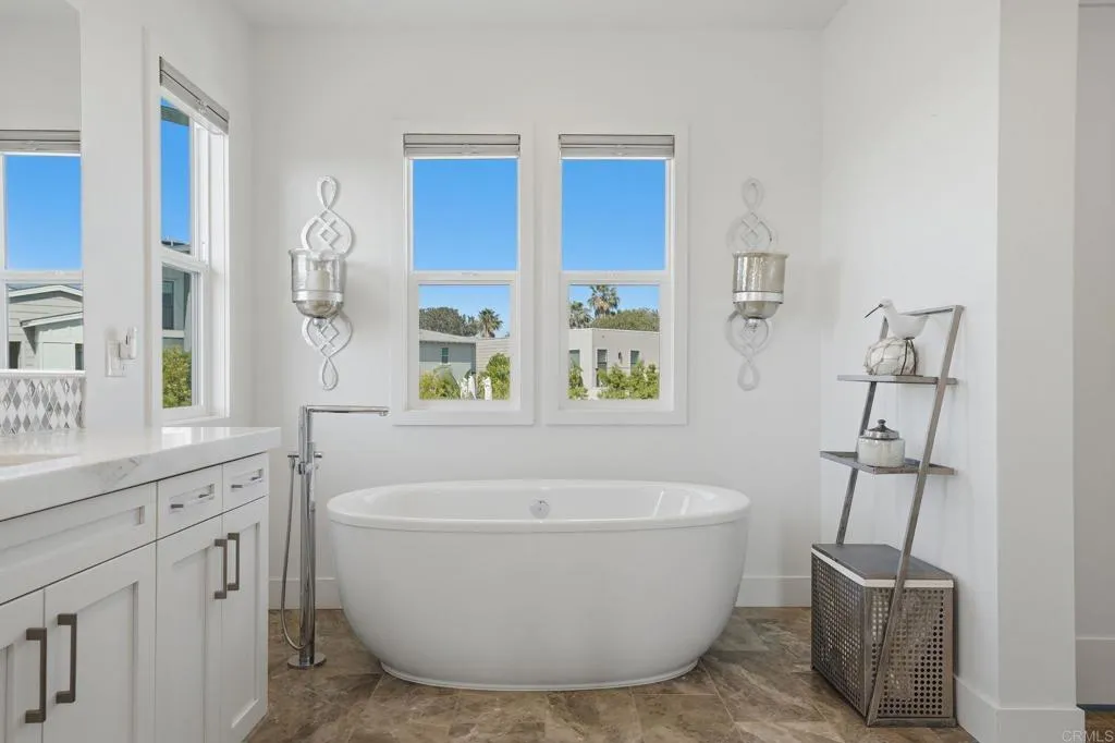 Photo #47: PTP2602329 Listing: Photo #47