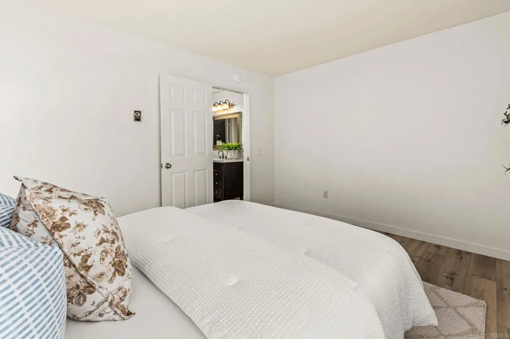 Photo #18: NDP2602922 Listing: Photo #18