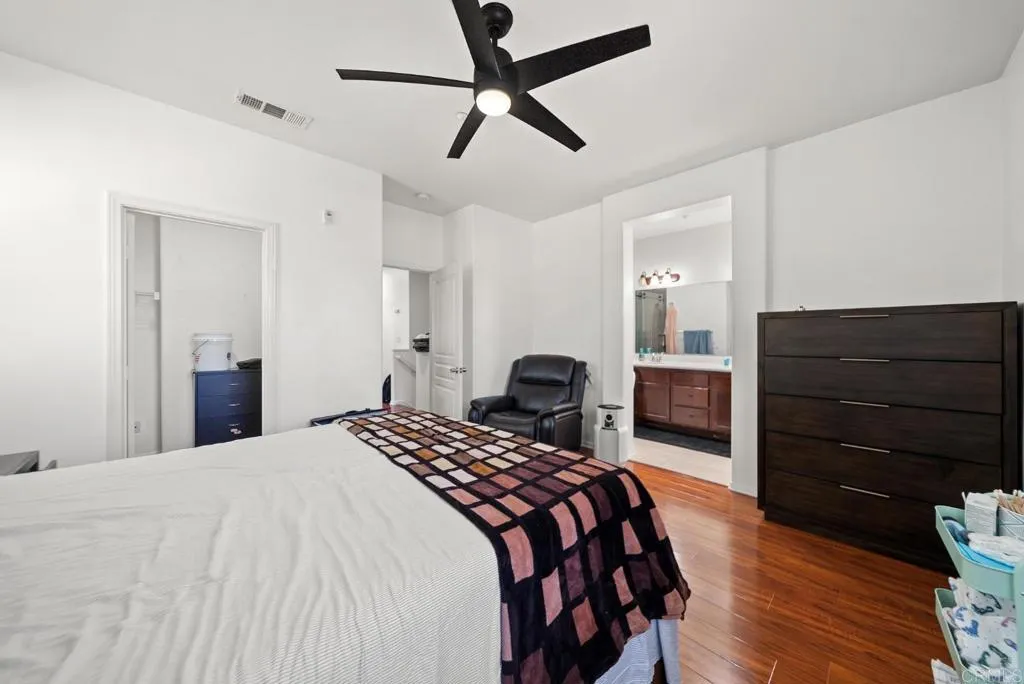 https://cdn.realtyfeed.com/cdn/127/306677469/6568c177de13c52b9f40aee1a59799f7.webp