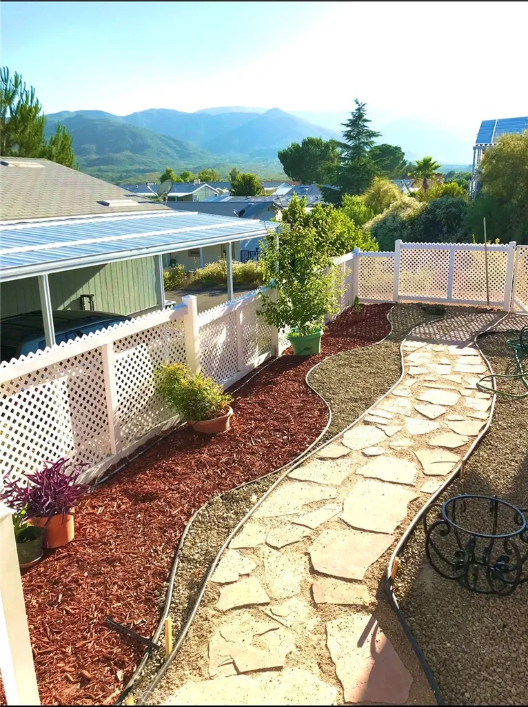 https://cdn.realtyfeed.com/cdn/127/306677473/90d44f58a1142a71857b71ebe089a26e.webp