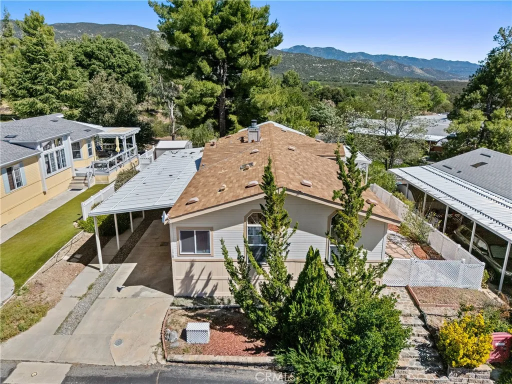 https://cdn.realtyfeed.com/cdn/127/306677473/b51546428af480a91aac66c03a5093ae.webp