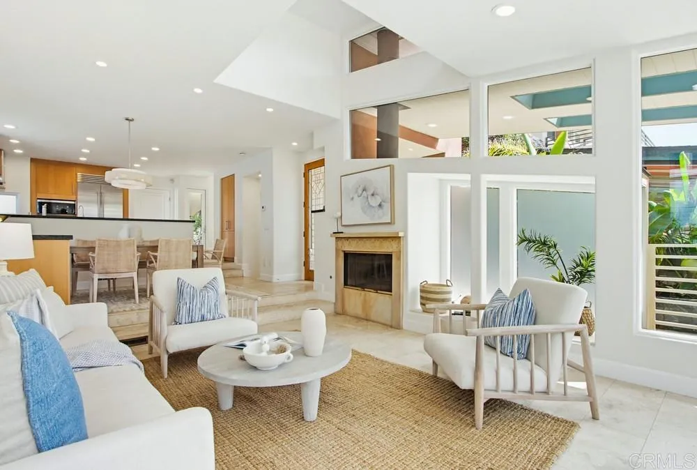 https://cdn.realtyfeed.com/cdn/127/306677518/907a66bcbe07f1bb5d453dbc88ad3011.webp