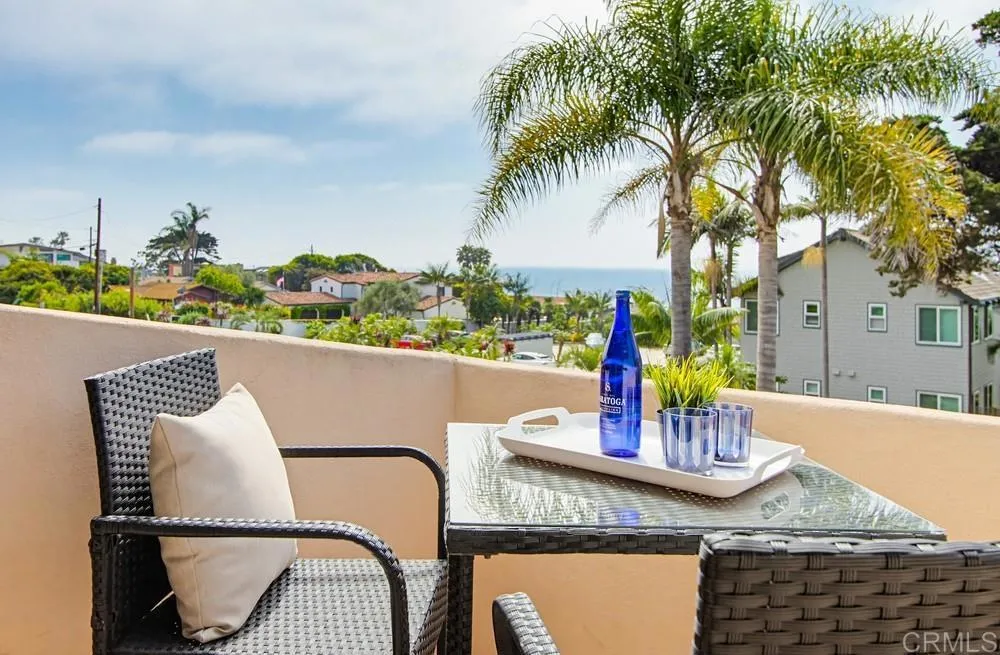 1407 Ocean Ave, Del Mar, CA, 92014