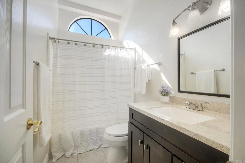 https://cdn.realtyfeed.com/cdn/127/306677519/58c7b53bff978c51e8f3e4a248d69eb5.webp