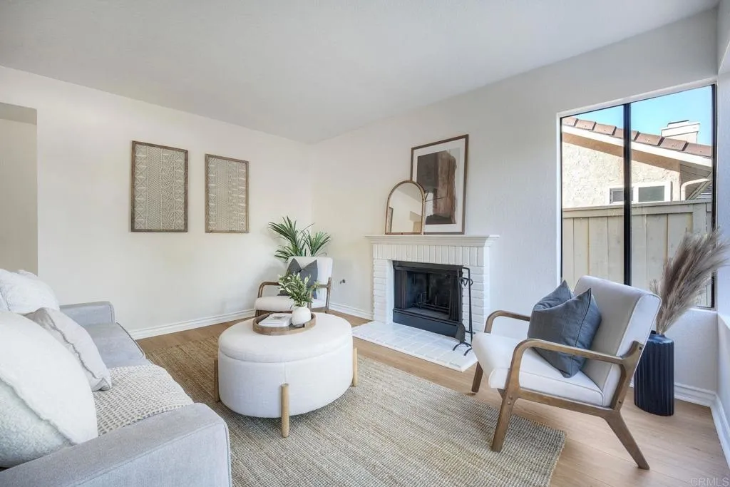 https://cdn.realtyfeed.com/cdn/127/306677519/947b1a53cc75b0984d94a18fa6540aaa.webp