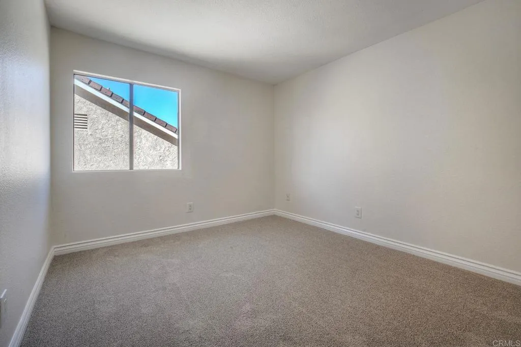 https://cdn.realtyfeed.com/cdn/127/306677519/a91a9f8b90f1e063379c0413a238a8f1.webp