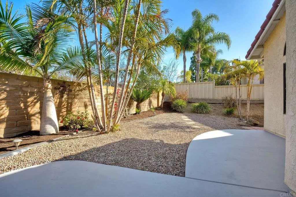 https://cdn.realtyfeed.com/cdn/127/306677519/d6da0f023e6d4aaff917f6fa79a3cce1.webp
