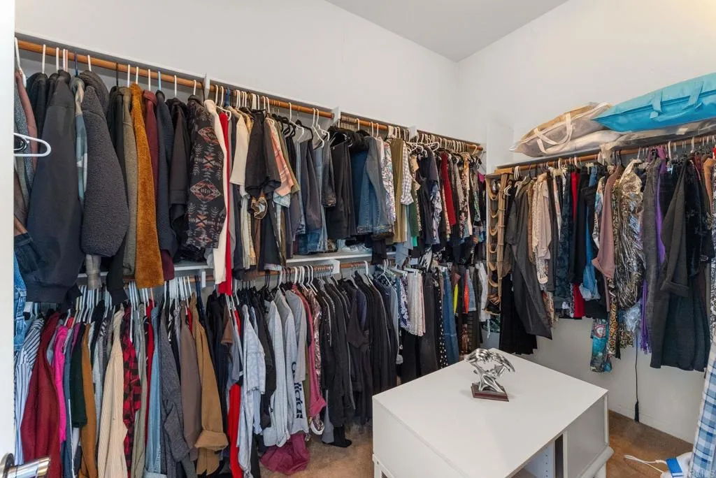 https://cdn.realtyfeed.com/cdn/127/306677523/e31b8b6e4a1086d2562c2f10310cb350.webp