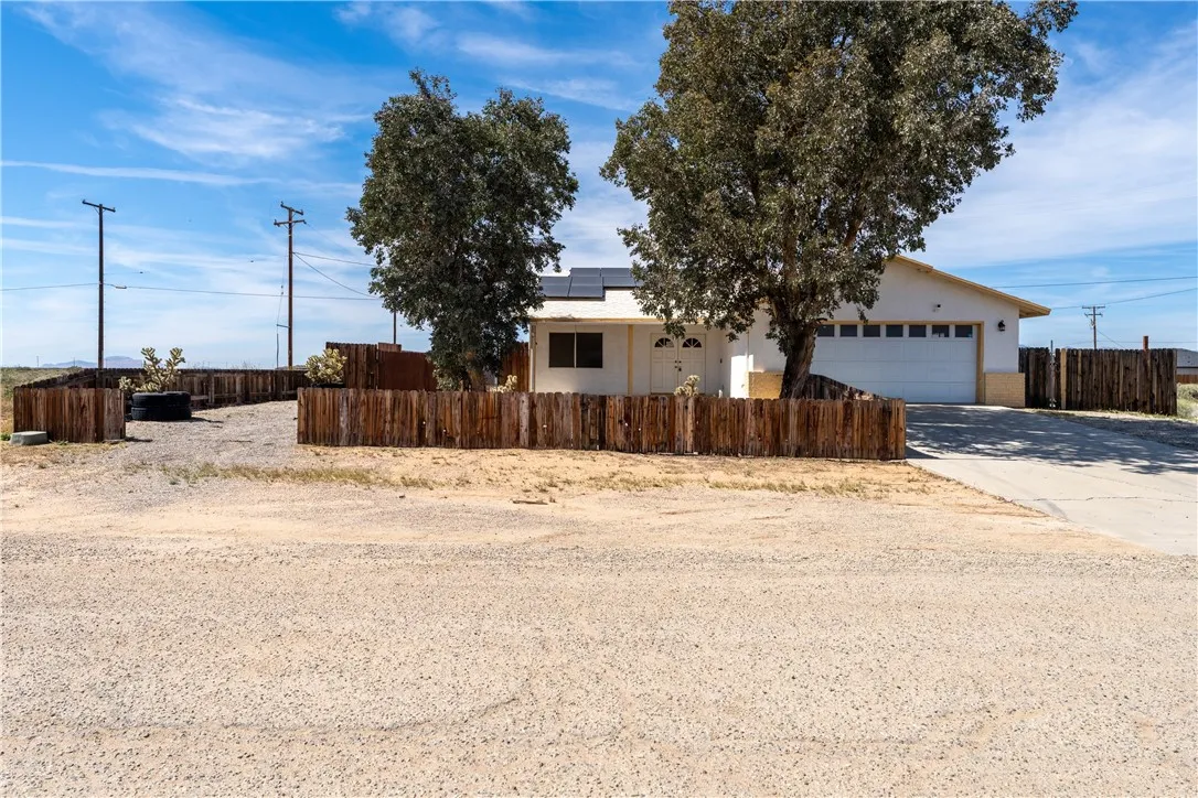 19321 97th Street, California City, CA, 93505