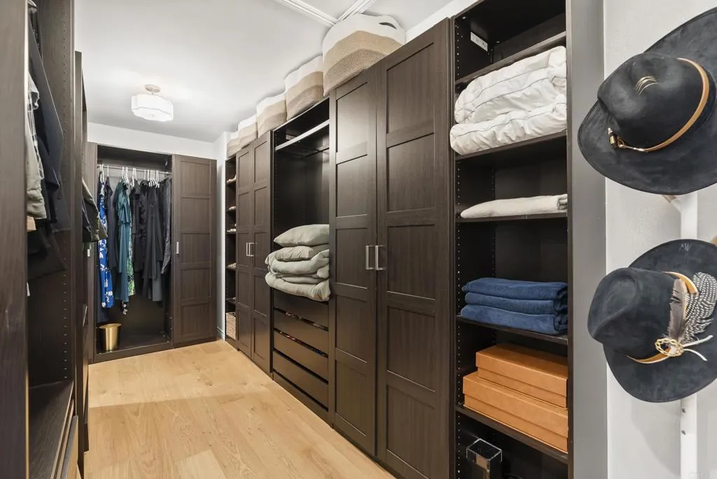 https://cdn.realtyfeed.com/cdn/127/306677543/12a272d320fc0110cbbba907f1cd9169.webp