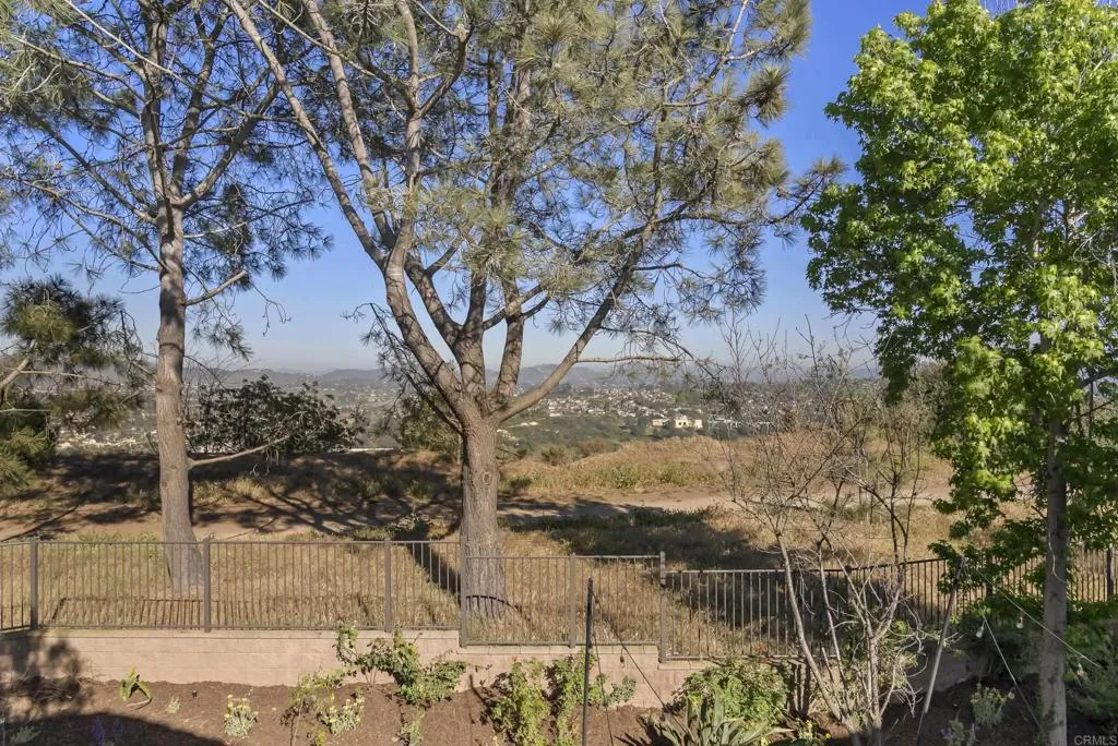 https://cdn.realtyfeed.com/cdn/127/306677543/1857e4fe9bba2a22b88b0e2a8859c385.webp