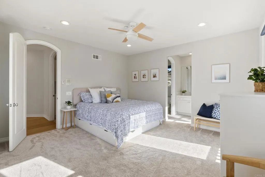 https://cdn.realtyfeed.com/cdn/127/306677543/33ed8efbb2b03eb475e448195bc93a24.webp