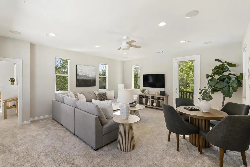 https://cdn.realtyfeed.com/cdn/127/306677543/3b7b6dbc6b072eddcd5ad4f531679b32.webp