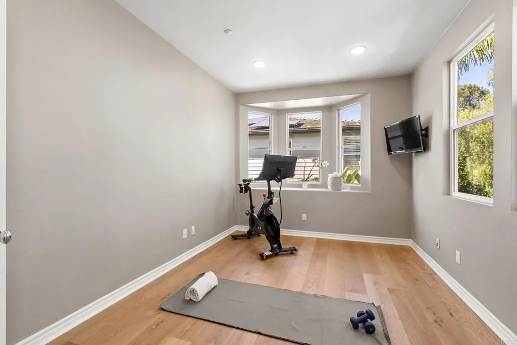 https://cdn.realtyfeed.com/cdn/127/306677543/5e030dfc11c45f80aa23644ef931835c.webp