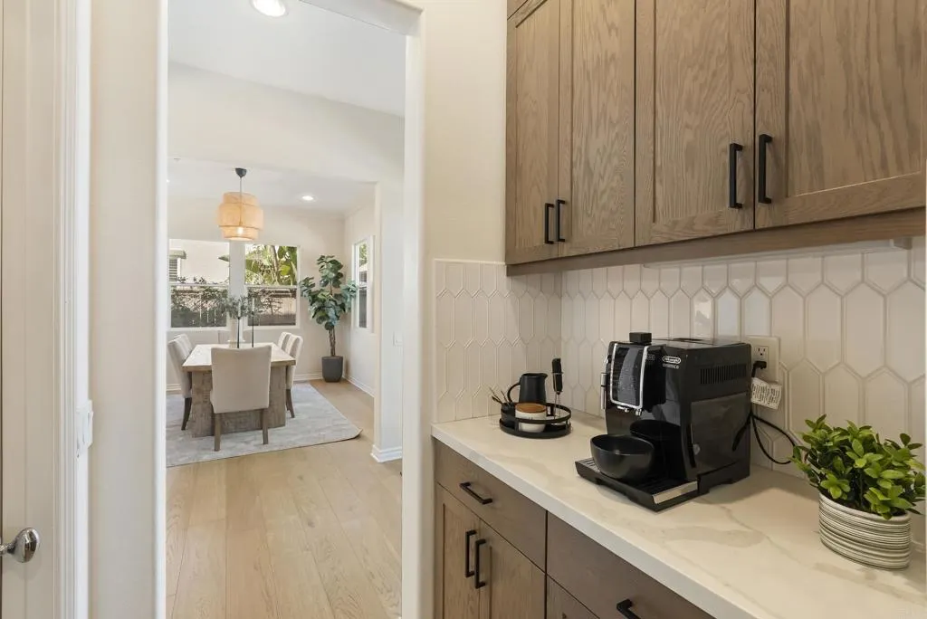 https://cdn.realtyfeed.com/cdn/127/306677543/6969ecb06e98508ccecf1c61f8906833.webp