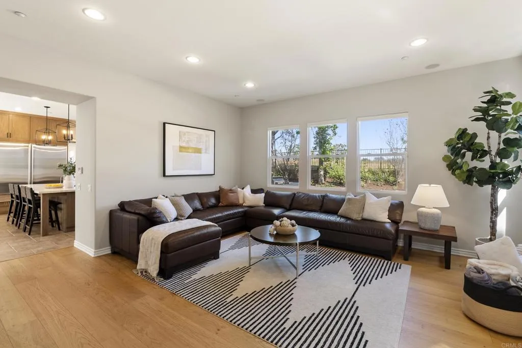 https://cdn.realtyfeed.com/cdn/127/306677543/6fc58d5c3af47e23e8c9017bb314144b.webp
