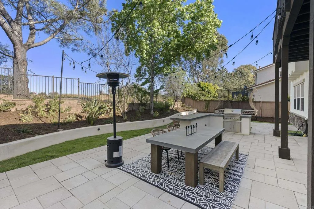https://cdn.realtyfeed.com/cdn/127/306677543/b5c5ac699a33c97bae8ab47472604b5f.webp