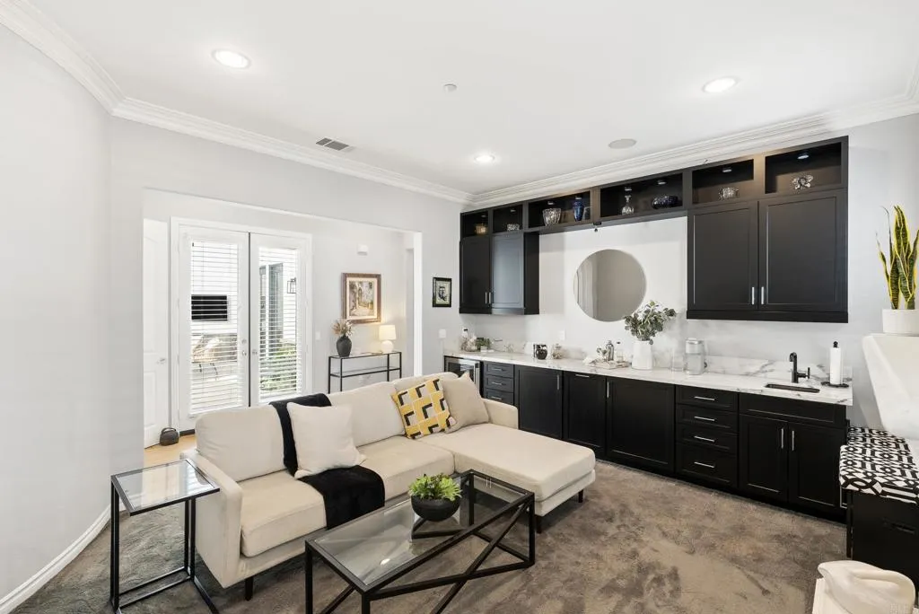 https://cdn.realtyfeed.com/cdn/127/306677543/b9458e3e80c674d4d06133d9c7bd82c4.webp