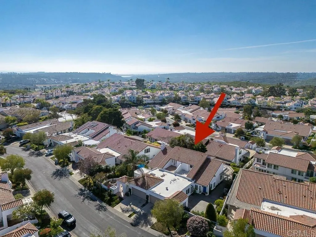 https://cdn.realtyfeed.com/cdn/127/306677545/70a3e08d3bc08c108cc66fb1c20535ea.webp
