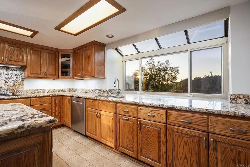 9802 LYNCAROL DR, La Mesa, CA, 91941