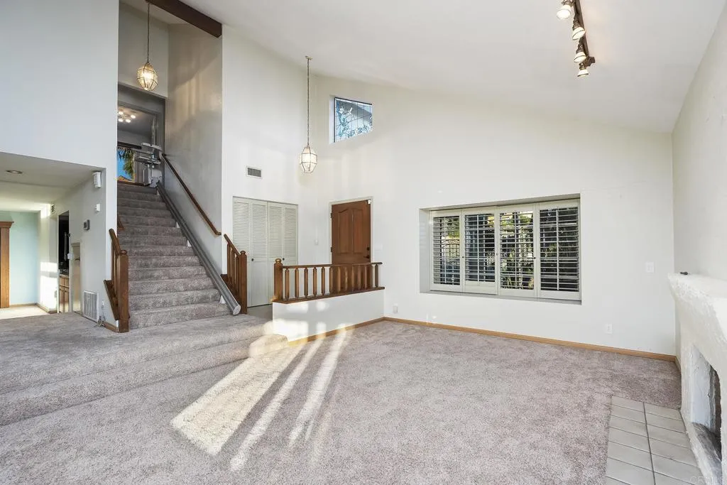 9802 LYNCAROL DR, La Mesa, CA, 91941