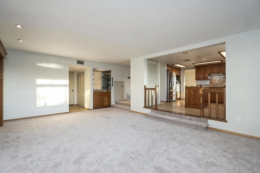 9802 LYNCAROL DR, La Mesa, CA, 91941