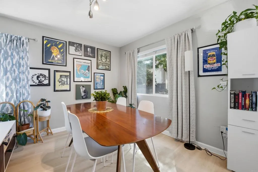 https://cdn.realtyfeed.com/cdn/127/306677603/d3d2797890a71b449f3ea3bc0c872ce4.webp