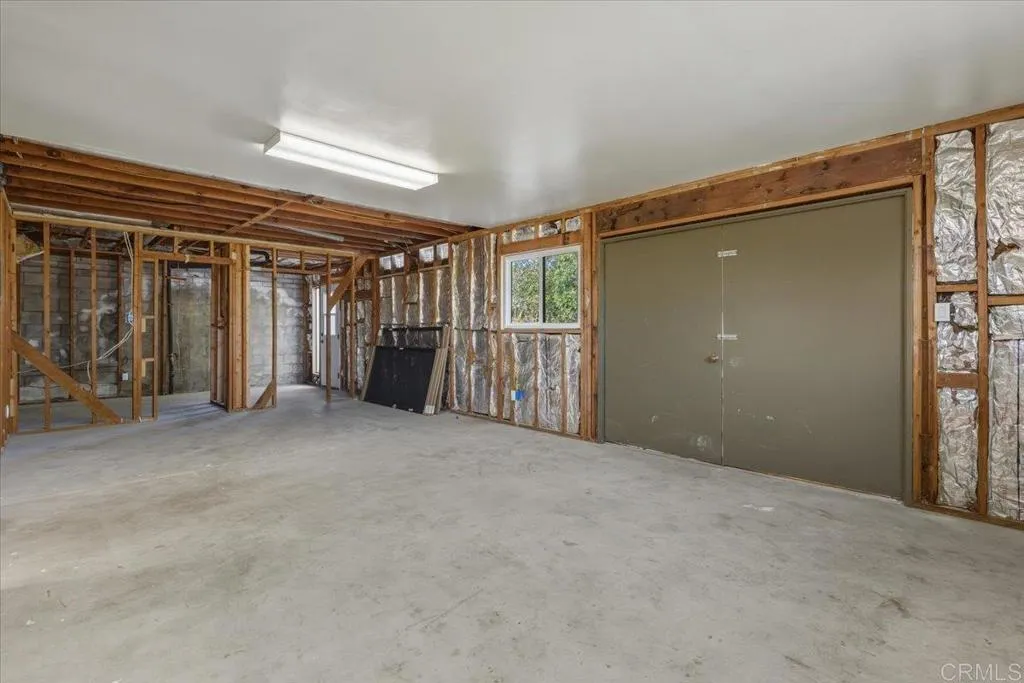 https://cdn.realtyfeed.com/cdn/127/306677681/3e6b118580c9ff597d2e192621d51172.webp