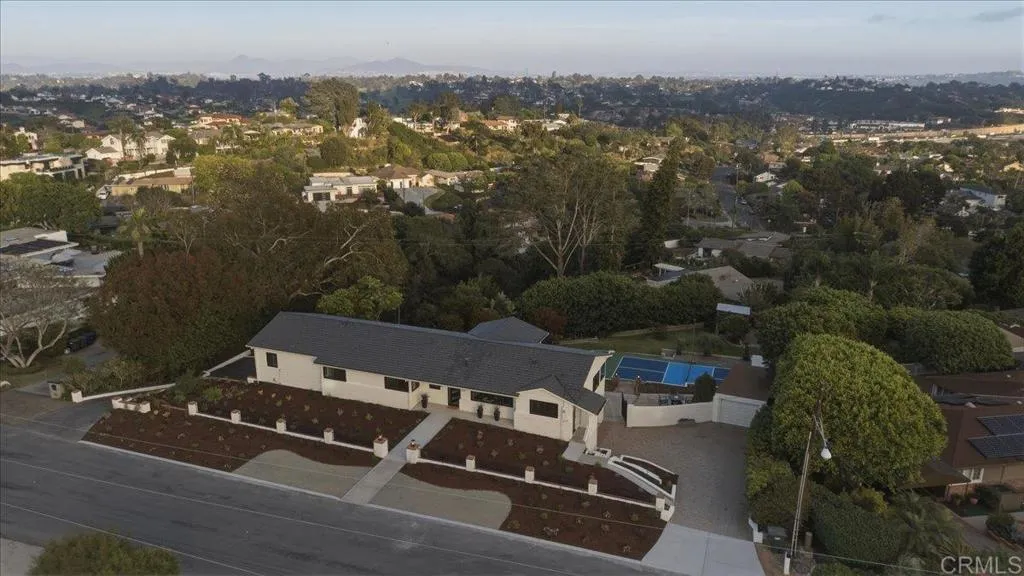 https://cdn.realtyfeed.com/cdn/127/306677681/8bf9a375b000a5687d2e13e65b8c3aa2.webp