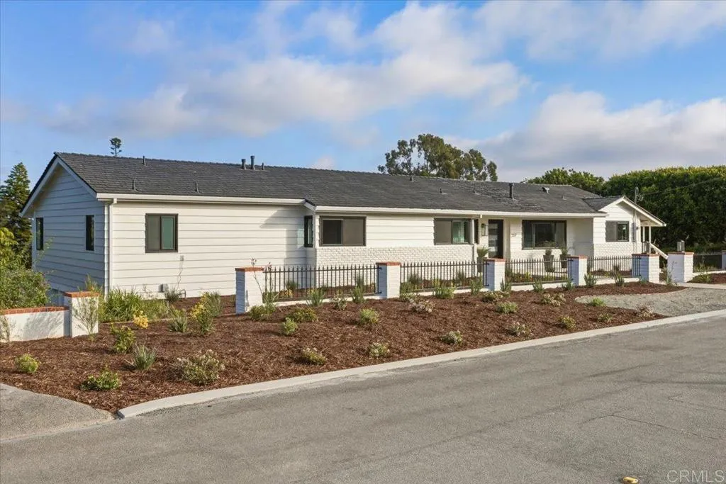 https://cdn.realtyfeed.com/cdn/127/306677681/ce1864a0e5b1a1f891121a4f340c809a.webp