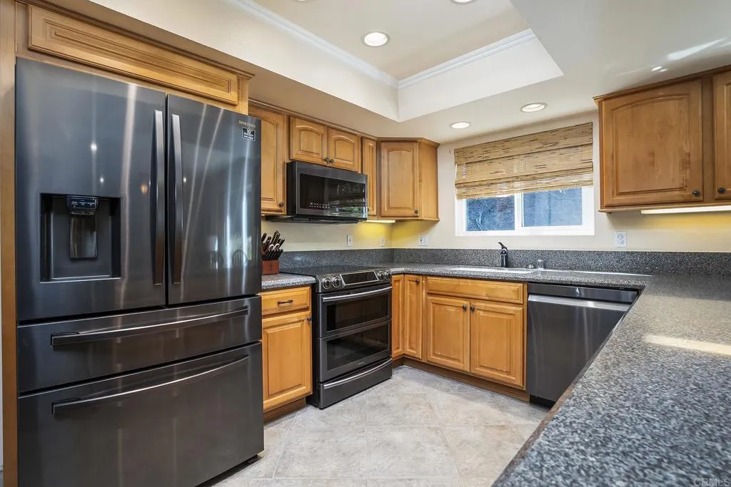 https://cdn.realtyfeed.com/cdn/127/306677692/223a1625b1a497aced3e5582e18a3e21.webp