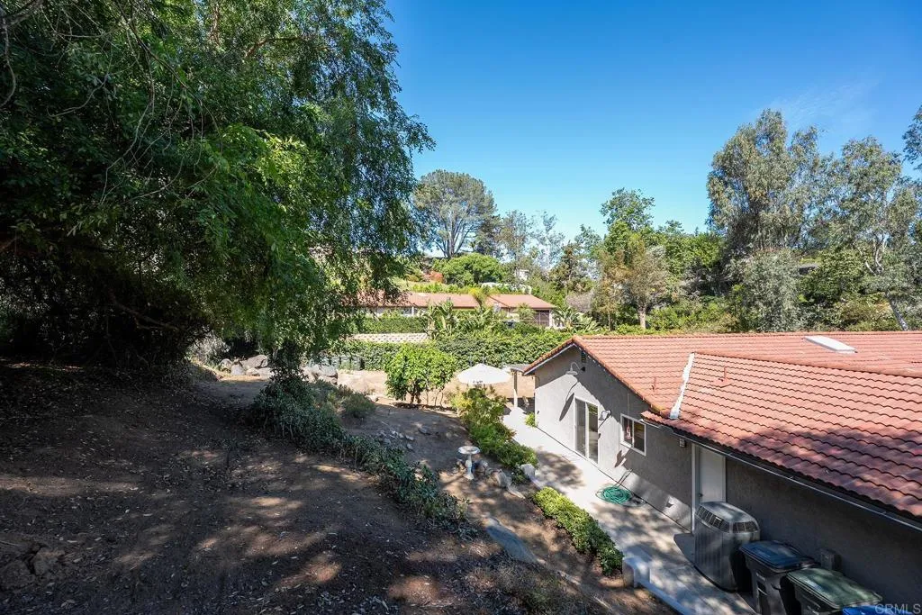 https://cdn.realtyfeed.com/cdn/127/306677692/293c59495f4db988ab11729639171bc6.webp
