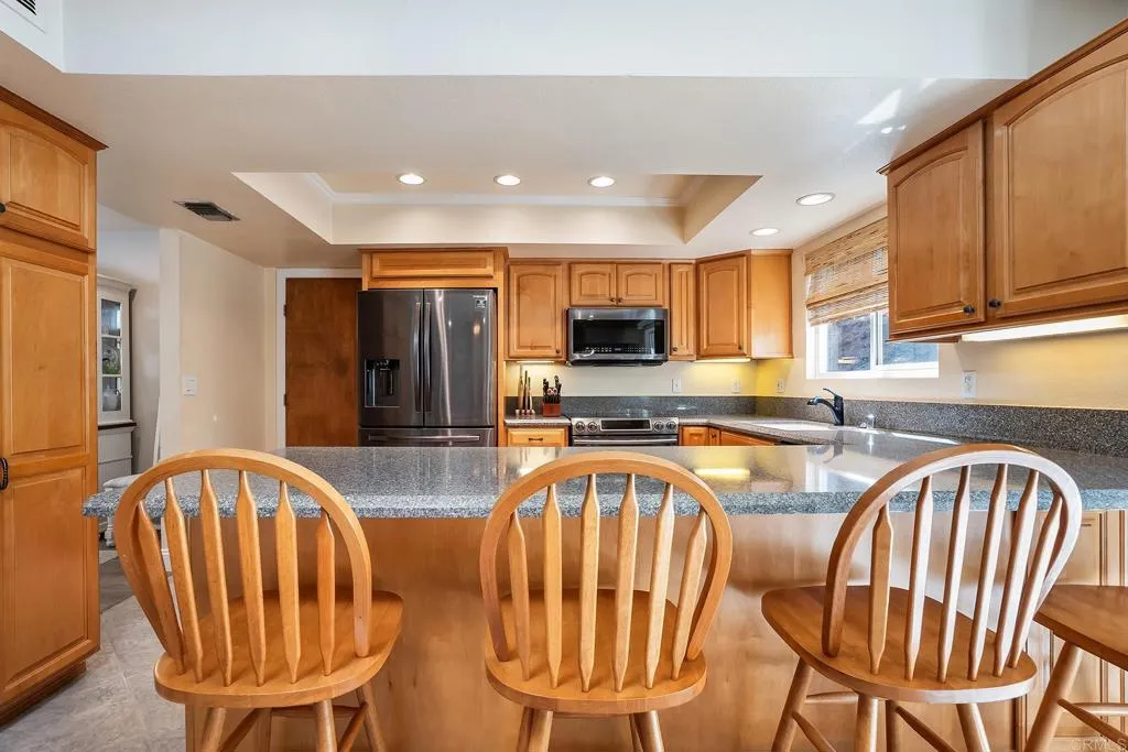 https://cdn.realtyfeed.com/cdn/127/306677692/a16d719ee44f647af053f3e3223281db.webp